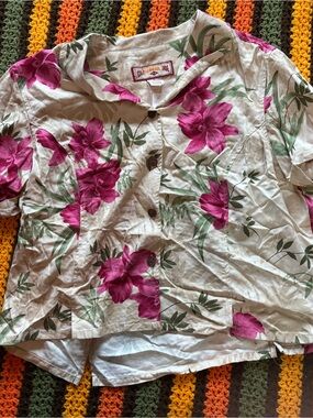 Caribbean Joe White Button-Front Floral Shirt with Fuchsia Blooms